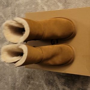 Kids UGG boots size 4